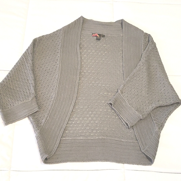 FOREVER 21 Crocheted Sweater Cardigan Gray Size L - Picture 1 of 2